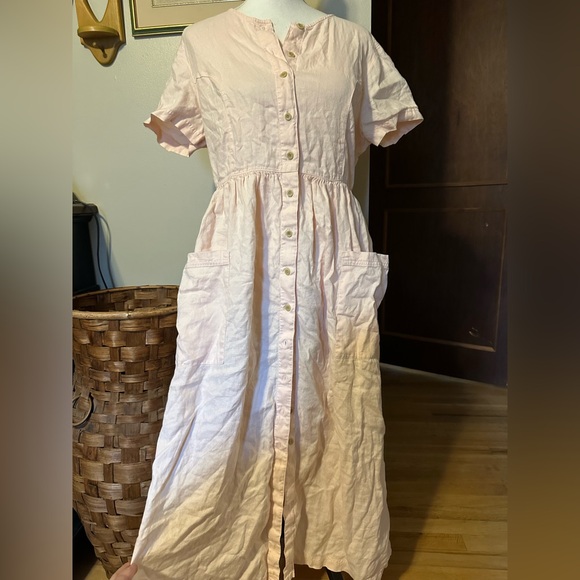 Vintage Dresses & Skirts - Vintage Eddie Bauer light pink linen maxi dress with pockets